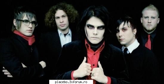 au stiluri diferite ei sunt punck-rock si him au propriul lor stil fara comparatzi si unii sunt